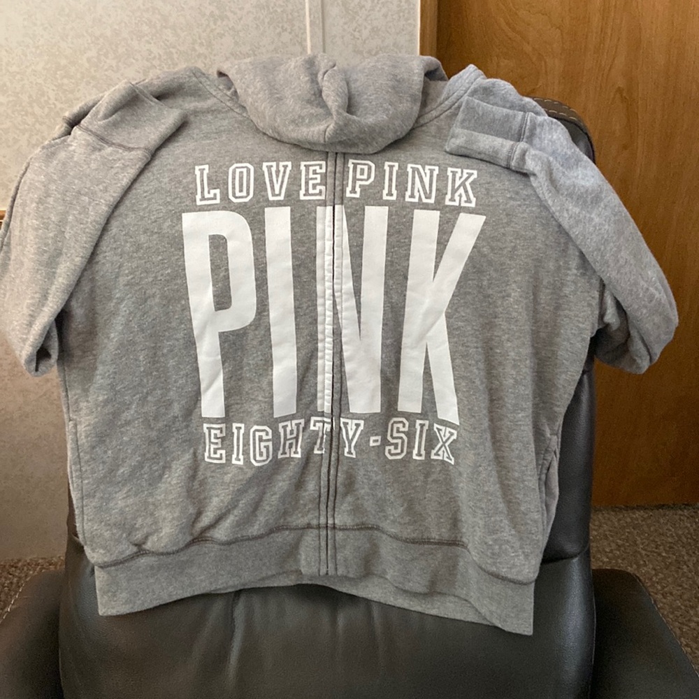 PINK VS Hoodie: